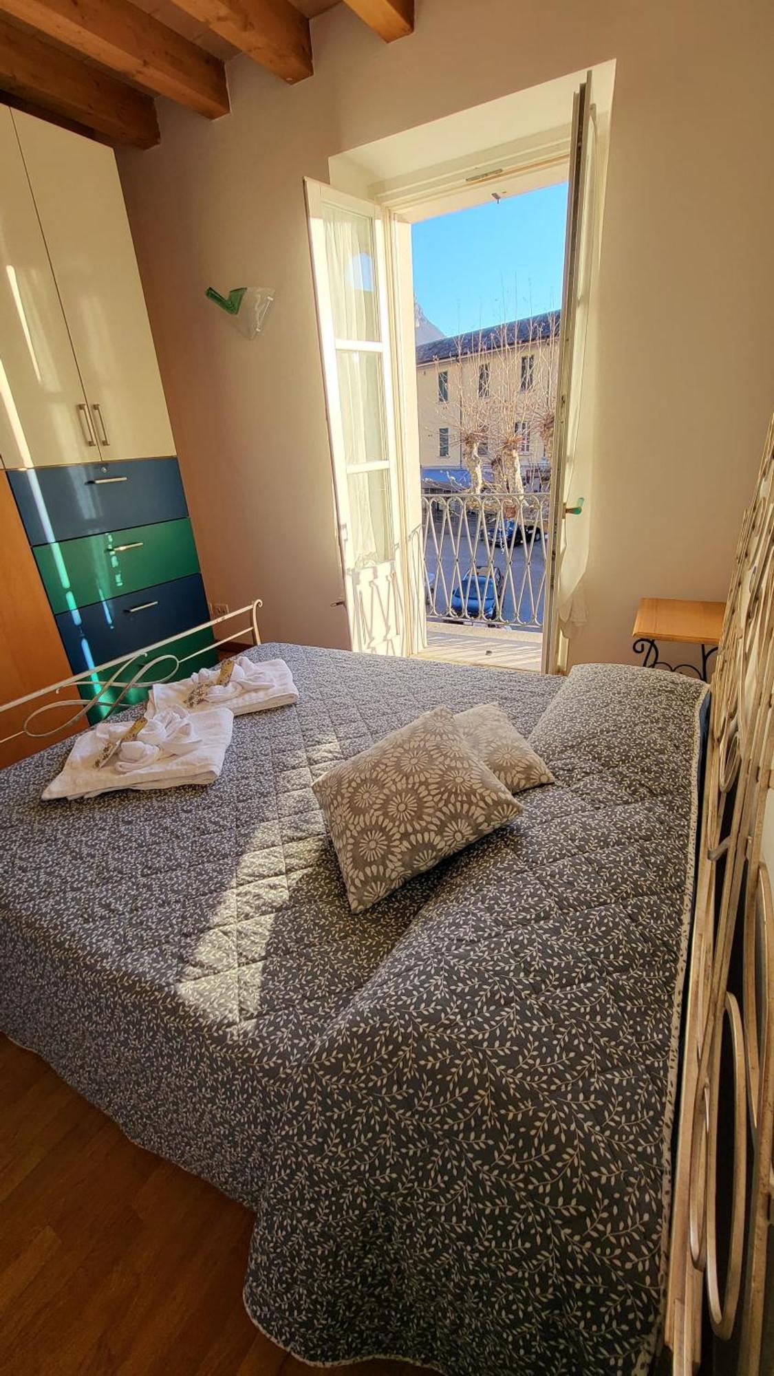Balconi San Giorgio Bed & Breakfast Varenna Room photo
